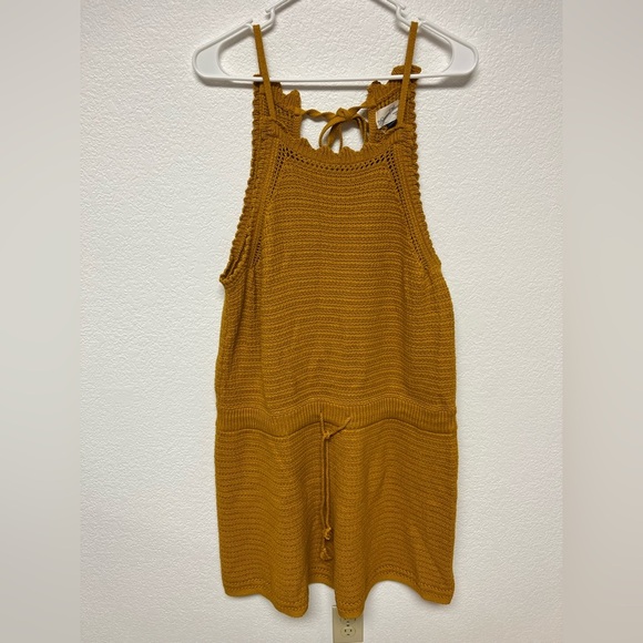 Universal Thread  crochet sleeveless halter romper marigold yellow size XXL - Picture 2 of 6
